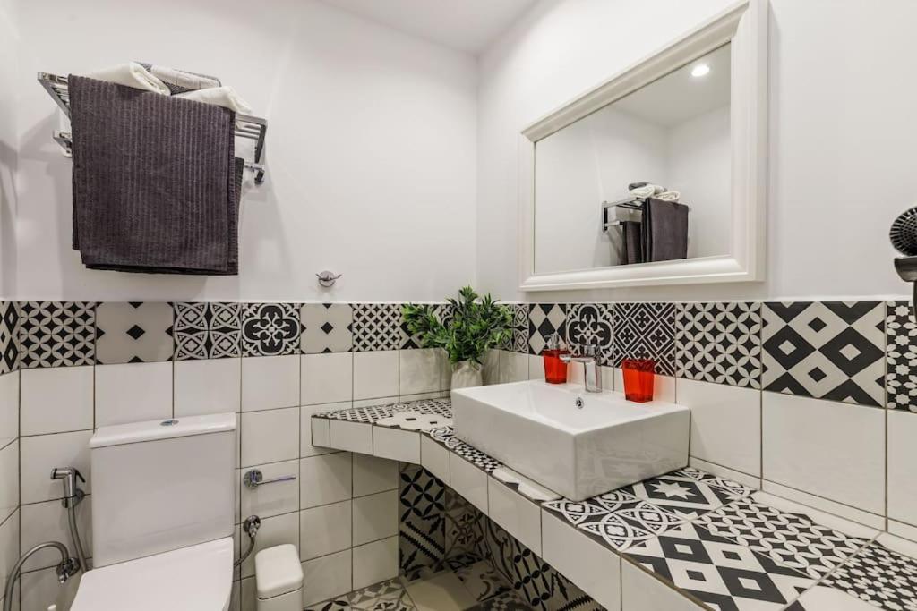 Fouxia-grey Apartment Skopelos Town